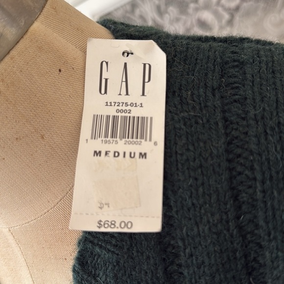 Vintage Gap Shetland Wool V Neck Sweater - Picture 9 of 11
